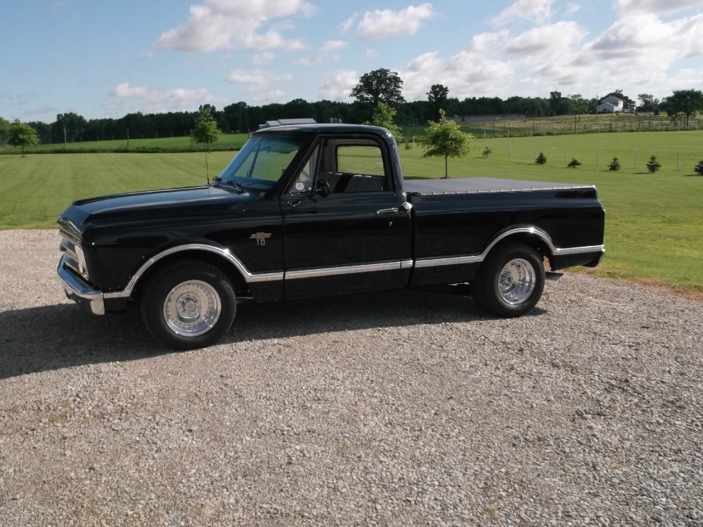 Used 1967 Chevrolet C10 SHOW QUALITY-FRAME OFF RESTORED | Mundelein, IL