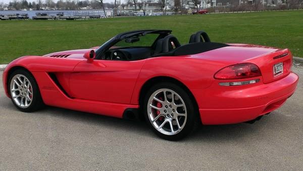 Used 2004 Dodge Viper ONLY 5000 MILES-2ND OWNER | Mundelein, IL