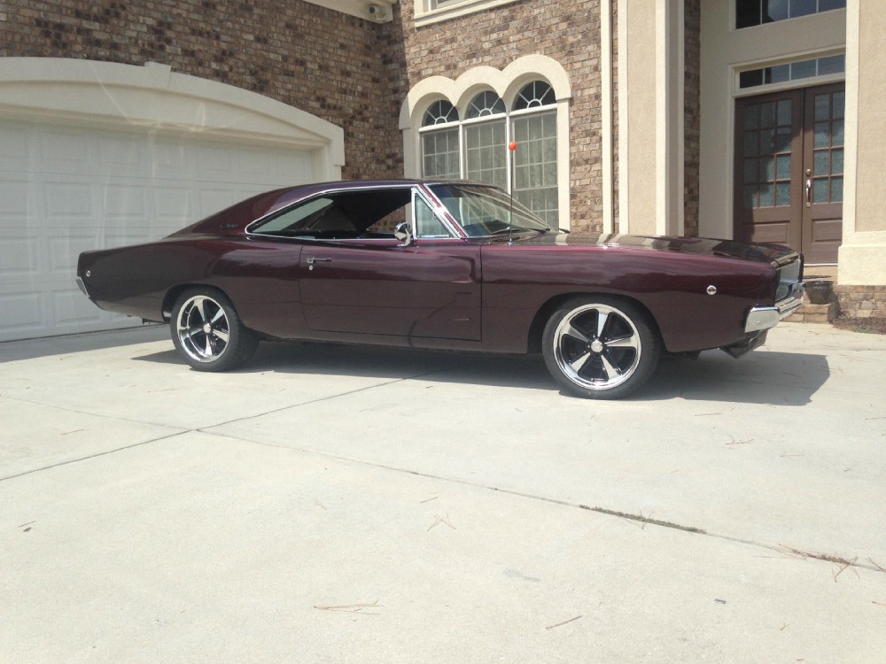 Used 1968 Dodge Charger R/T NUMBERS MATCHING 440 | Mundelein, IL