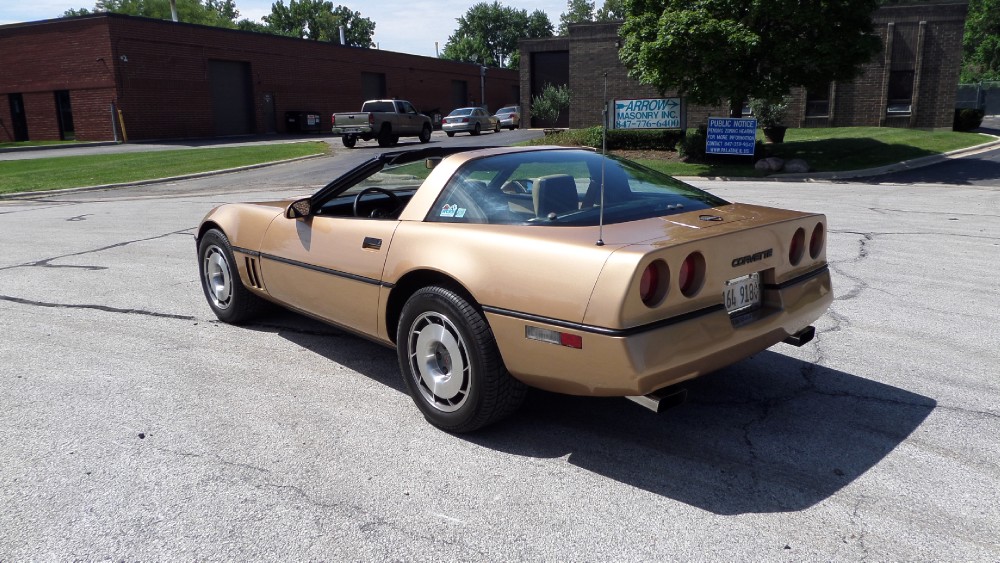Used 1985 Chevrolet Corvette DIGITAL DASH-SHOWROOM CONDITION | Mundelein, IL