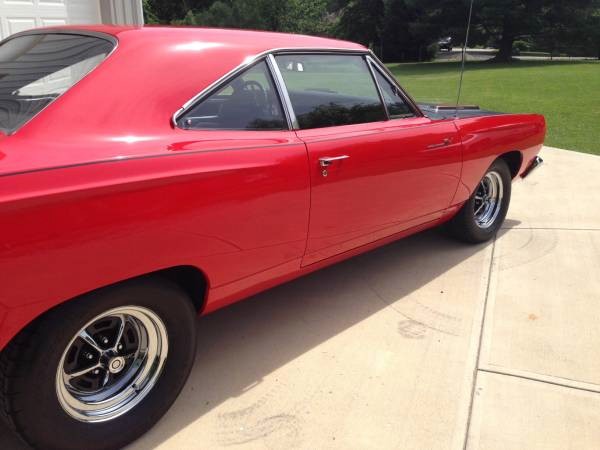 Used 1969 Plymouth Road Runner Matching Numbers RM21 4sp Car-FREE SHIPPING | Mundelein, IL