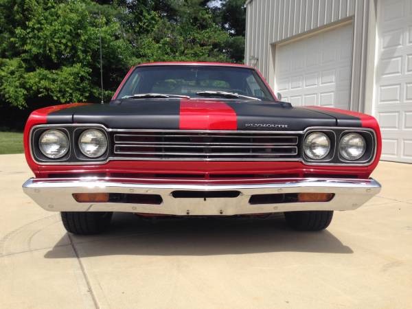 Used 1969 Plymouth Road Runner Matching Numbers RM21 4sp Car-FREE SHIPPING | Mundelein, IL