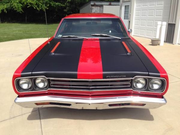 Used 1969 Plymouth Road Runner Matching Numbers RM21 4sp Car-FREE SHIPPING | Mundelein, IL