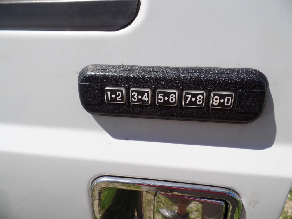 Used 2004 Ford F350 LARIAT RAMP TRUCK CAR HAULER | Mundelein, IL