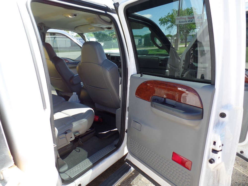 Used 2004 Ford F350 LARIAT RAMP TRUCK CAR HAULER | Mundelein, IL