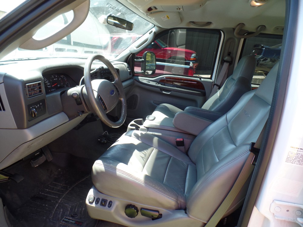 Used 2004 Ford F350 LARIAT RAMP TRUCK CAR HAULER | Mundelein, IL