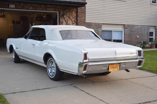 Used 1967 Oldsmobile Cutlass Supreme-CONVERTIBLE | Mundelein, IL