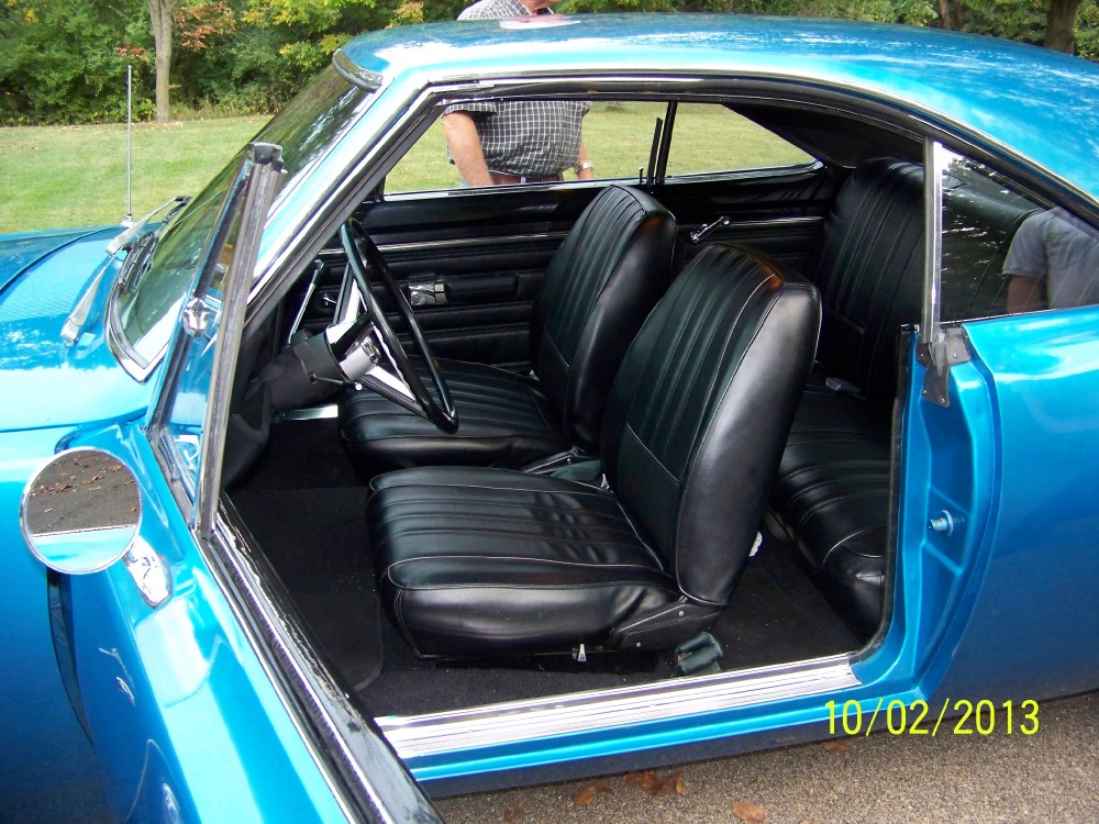 Used 1968 Plymouth Barracuda / Cuda RESTORED CUDA - ORIGINAL 318 V8- ELECTRIC BLUE METALLIC | Mundelein, IL