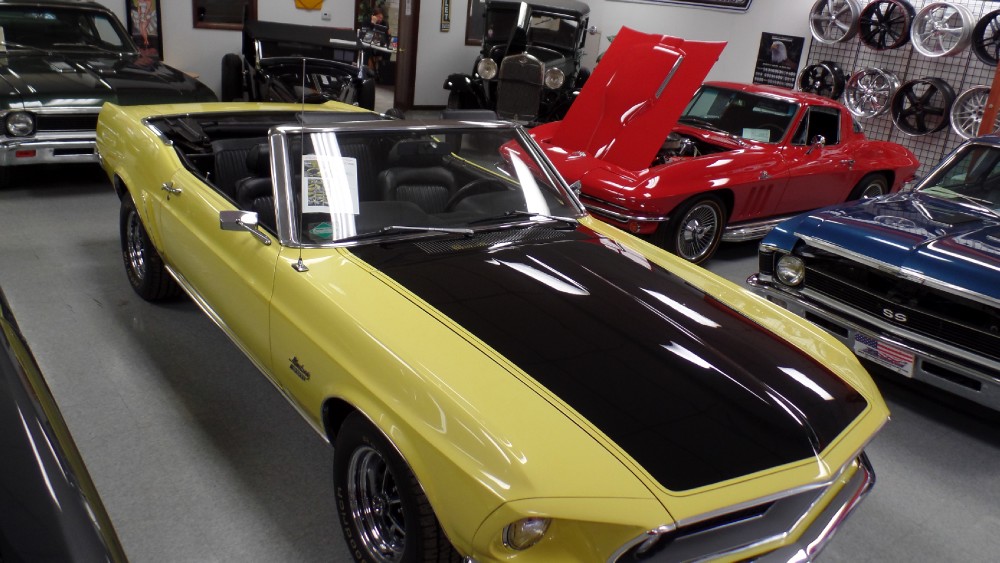 Used 1969 Ford Mustang FRAME OFF RESTORED-DOCUMENTED BY MUSTANG RESTORATIONS-SEE VIDEO CLIP | Mundelein, IL