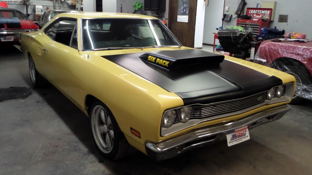 Used 1969 Dodge Super Bee Super Bee L@@K- 440 BIG BLOCK-FROM FLORIDA-RUST FREE MOPAR | Mundelein, IL