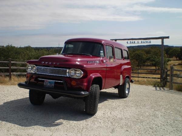 Used 1964 Dodge Town Wagon RARE VINTAGE-RESTORED CONDITION-FREE SHIPPING | Mundelein, IL