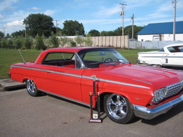 Used 1962 Chevrolet Impala SS-AC INSTALLED-LOW AND KOOL RIDE-PRO TOURING STYLE-FREE SHIPPING | Mundelein, IL