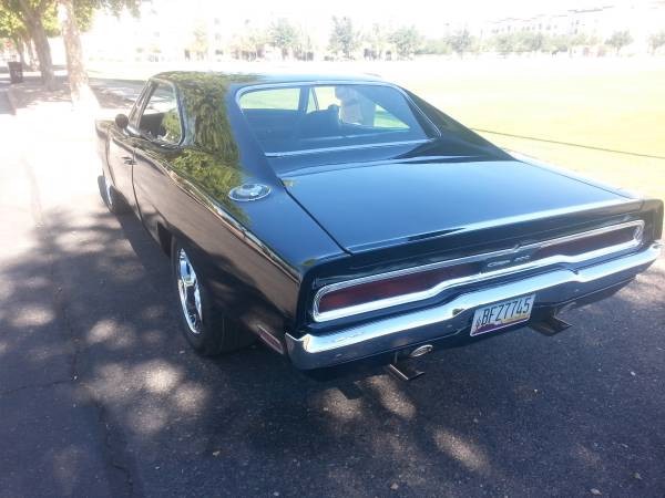 Used 1970 Dodge Charger 500-RUST FREE FROM ARIZONA NEW 440 | Mundelein, IL