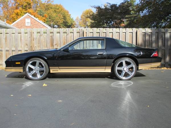 Used 1982 Chevrolet Camaro Restored | Mundelein, IL
