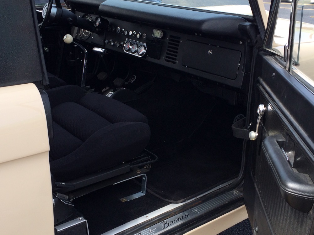 Used 1970 Ford Bronco Sport SUPER RARE-RUST FREE-RESTORED | Mundelein, IL