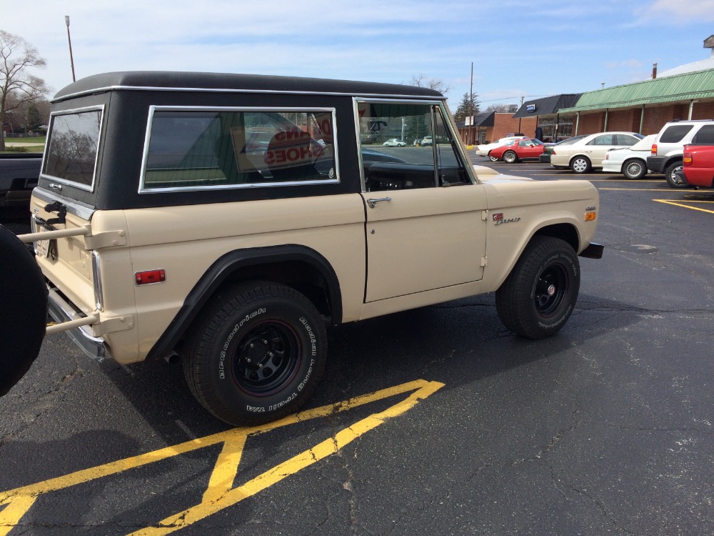 Used 1970 Ford Bronco Sport SUPER RARE-RUST FREE-RESTORED | Mundelein, IL