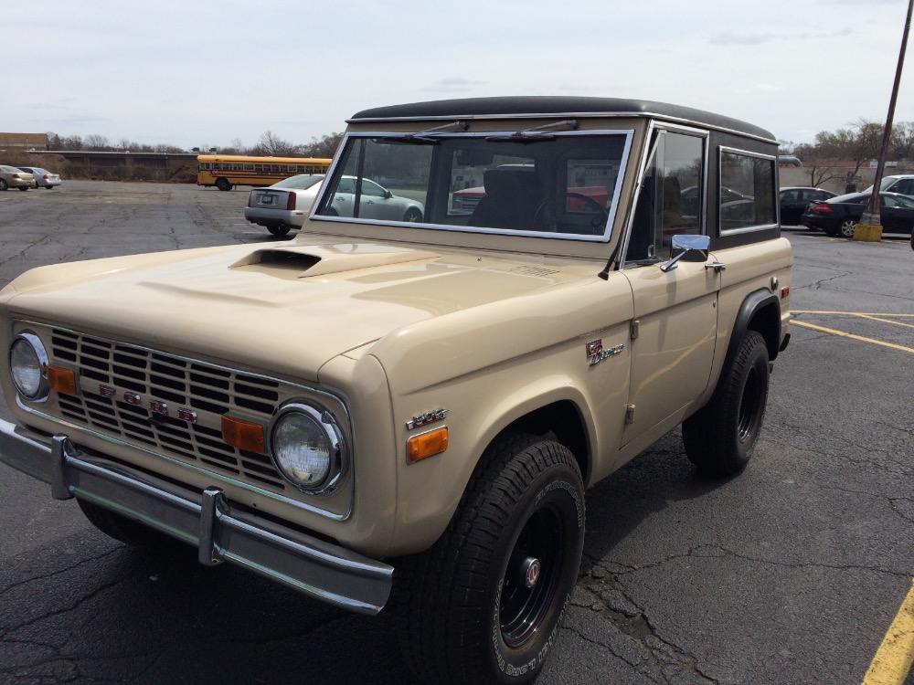 Used 1970 Ford Bronco Sport SUPER RARE-RUST FREE-RESTORED | Mundelein, IL