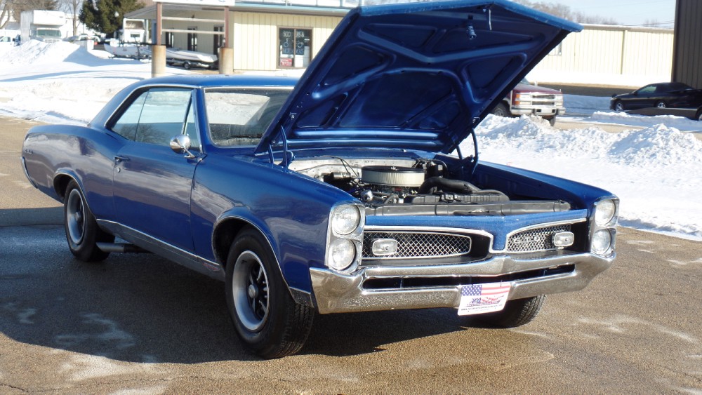 Used 1967 Pontiac GTO REAL DEAL 242 VIN-NO RUST-PHS DOCUMENTED | Mundelein, IL