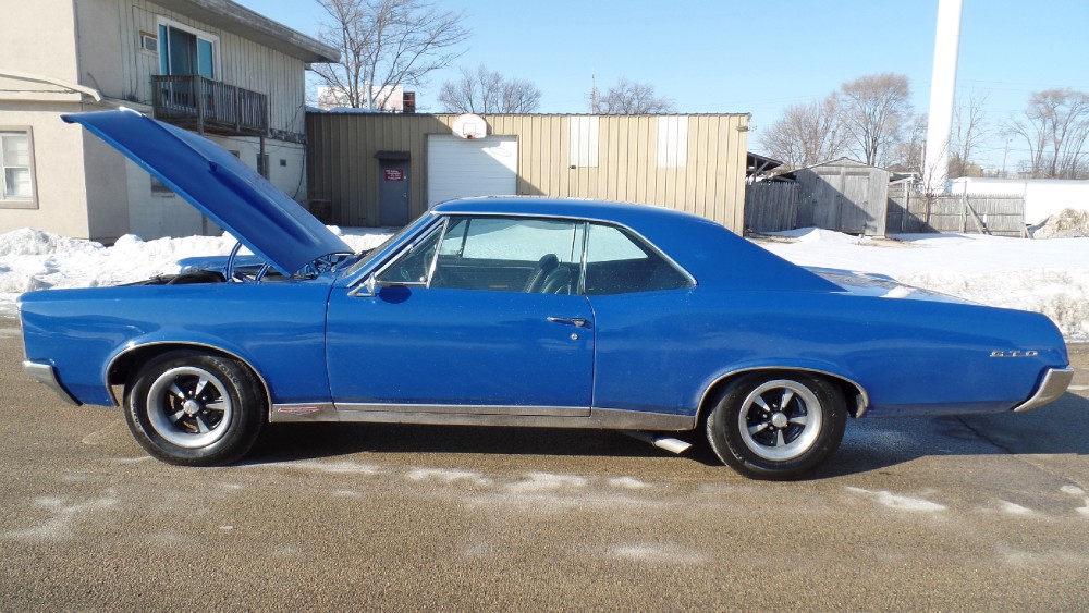 Used 1967 Pontiac GTO REAL DEAL 242 VIN-NO RUST-PHS DOCUMENTED | Mundelein, IL
