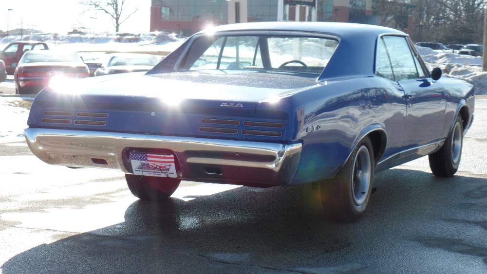 Used 1967 Pontiac GTO REAL DEAL 242 VIN-NO RUST-PHS DOCUMENTED | Mundelein, IL