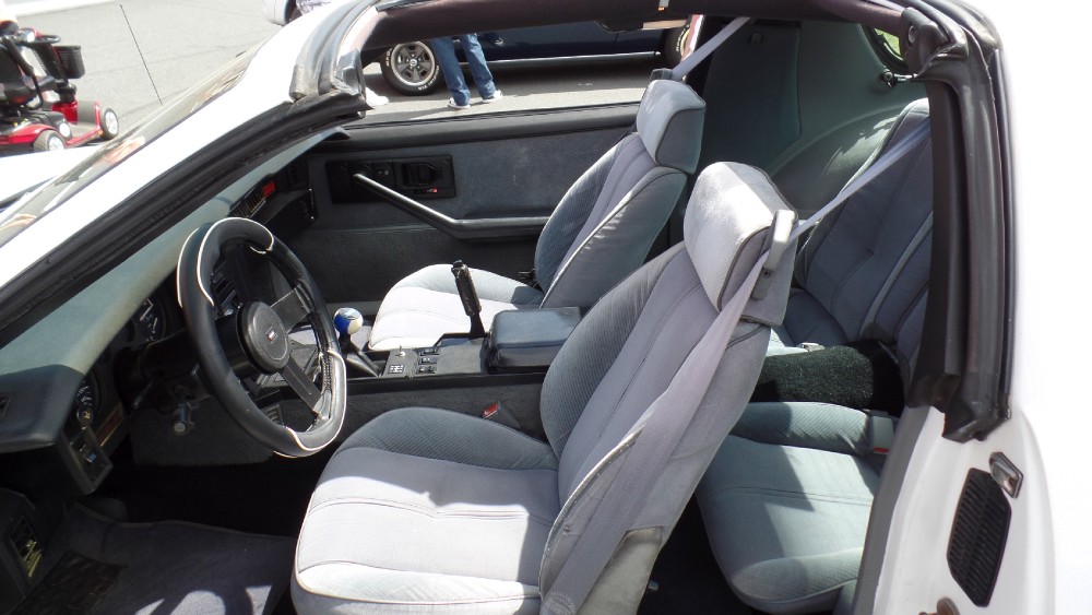 Used 1986 Chevrolet Iroc Z28-5.7 WITH 5 SPEED MANUAL-RARE COMBO-RUST FREE FROM NORTH CAROLINA | Mundelein, IL