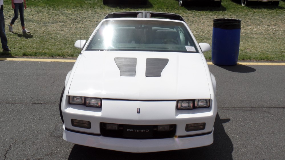 Used 1986 Chevrolet Iroc Z28-5.7 WITH 5 SPEED MANUAL-RARE COMBO-RUST FREE FROM NORTH CAROLINA | Mundelein, IL