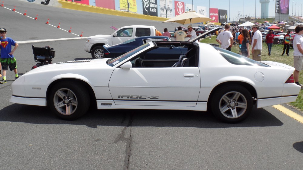 Used 1986 Chevrolet Iroc Z28-5.7 WITH 5 SPEED MANUAL-RARE COMBO-RUST FREE FROM NORTH CAROLINA | Mundelein, IL
