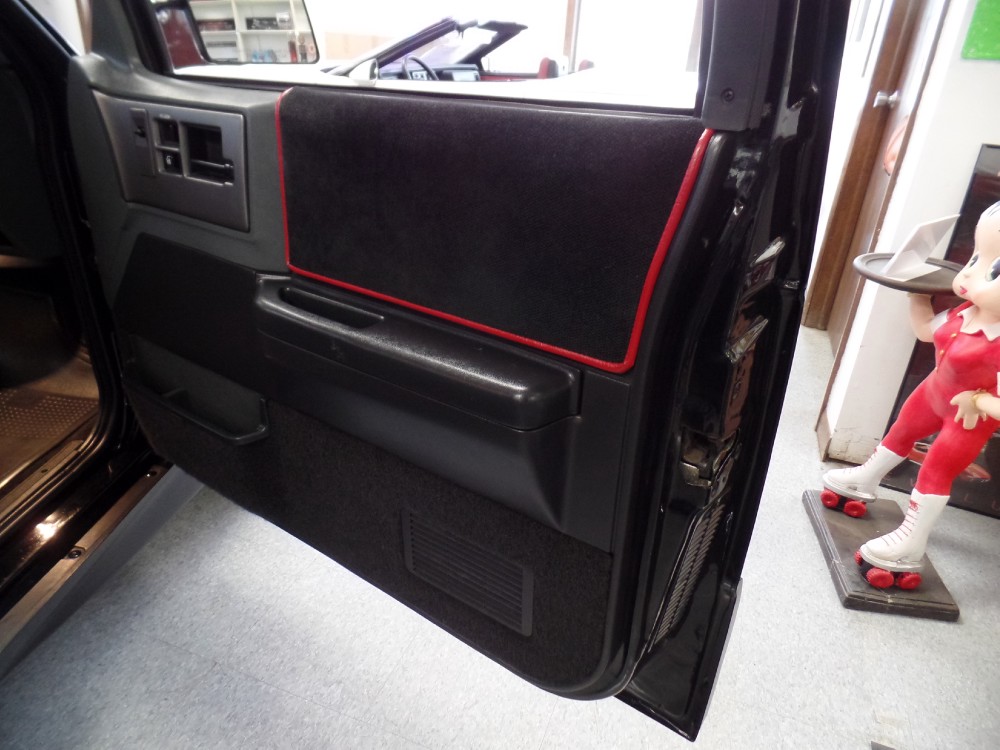 Used 1991 Gmc Syclone ONLY 26,000 ORIGINAL MILES-RARE TURBO TRUCK | Mundelein, IL