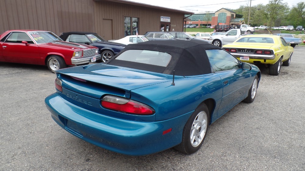Used 1995 Chevrolet Camaro SUMMER FUN WITH THE TOP DOWN | Mundelein, IL