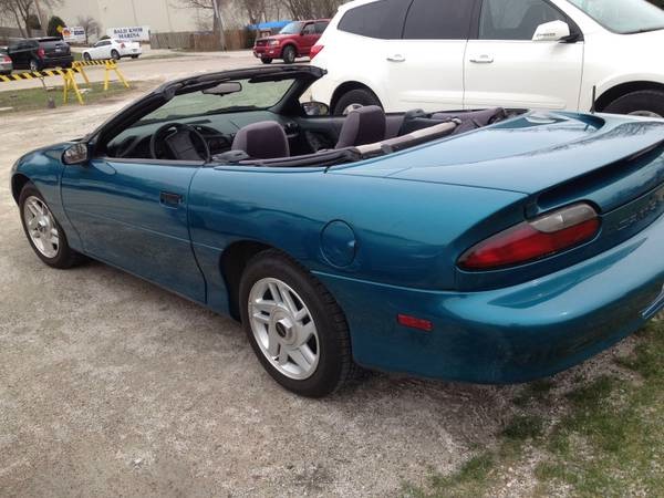 Used 1995 Chevrolet Camaro SUMMER FUN WITH THE TOP DOWN | Mundelein, IL