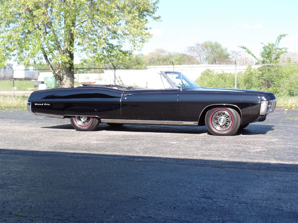 Used 1967 Pontiac Grand Prix FRAME OFF RESTORED IN 2006-ONE YEAR PRODUCTION-SEE VIDEO | Mundelein, IL