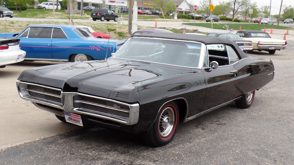Used 1967 Pontiac Grand Prix FRAME OFF RESTORED IN 2006-ONE YEAR PRODUCTION-SEE VIDEO | Mundelein, IL