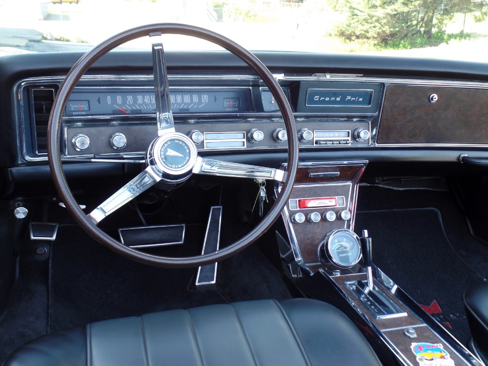 Used 1967 Pontiac Grand Prix FRAME OFF RESTORED IN 2006-ONE YEAR PRODUCTION-SEE VIDEO | Mundelein, IL