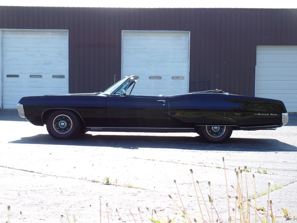 Used 1967 Pontiac Grand Prix FRAME OFF RESTORED IN 2006-ONE YEAR PRODUCTION-SEE VIDEO | Mundelein, IL