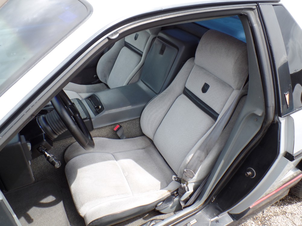 Used 1986 Pontiac Fiero -STOP BY CHECK IT OUT | Mundelein, IL
