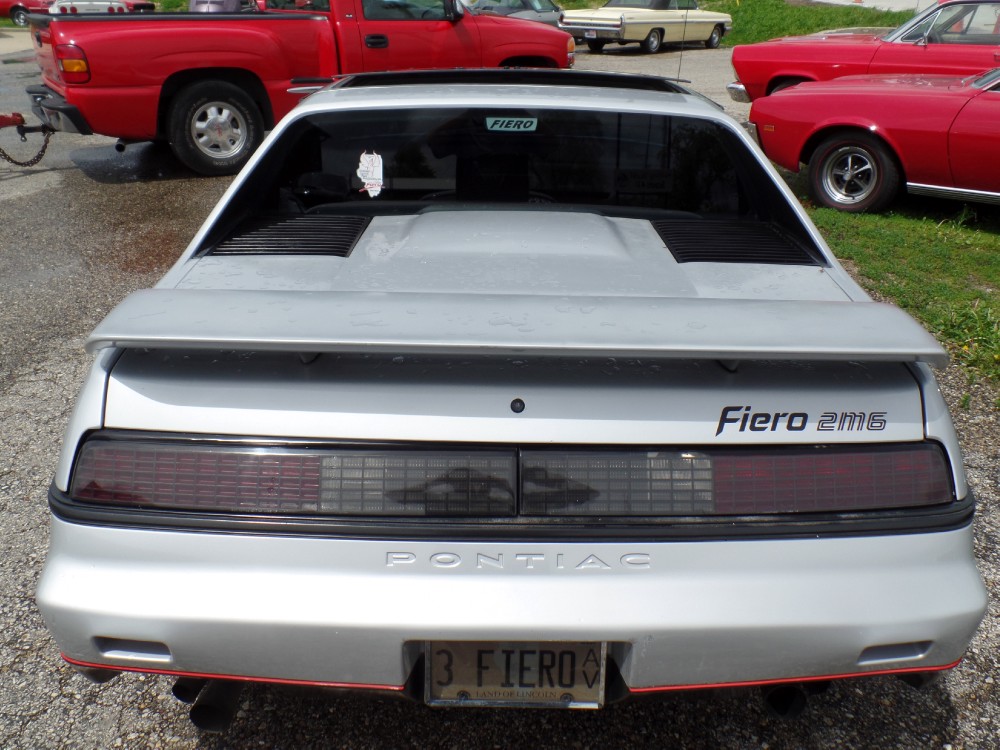 Used 1986 Pontiac Fiero -STOP BY CHECK IT OUT | Mundelein, IL