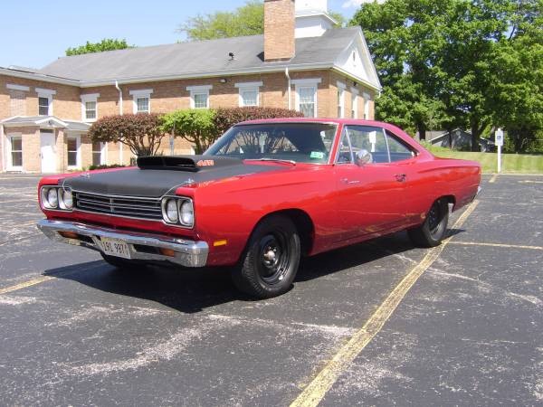 Used 1969 Plymouth Road Runner REAL RM CODE BIG BLOCK 440-WITH 4 SPEED-SEE VIDEO'S | Mundelein, IL