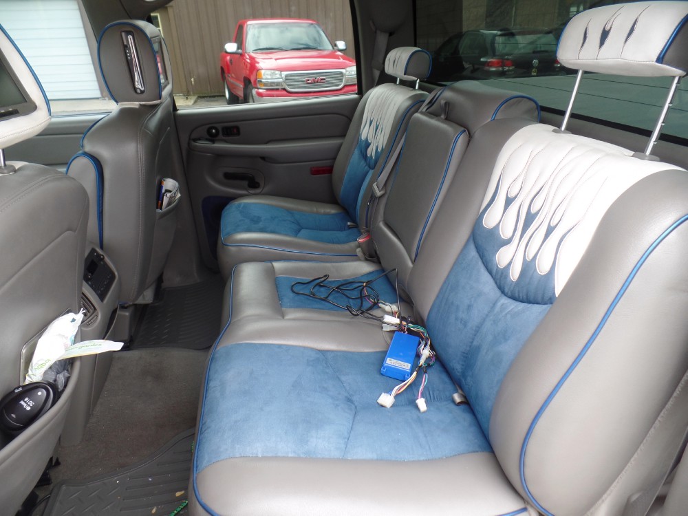 Used 2005 Gmc Sierra 3500 DUALLY CUSTOM AIR RIDE DIESEL-SEMA SHOW-MAGAZINE TRUCK-PRICED TO SELL- | Mundelein, IL