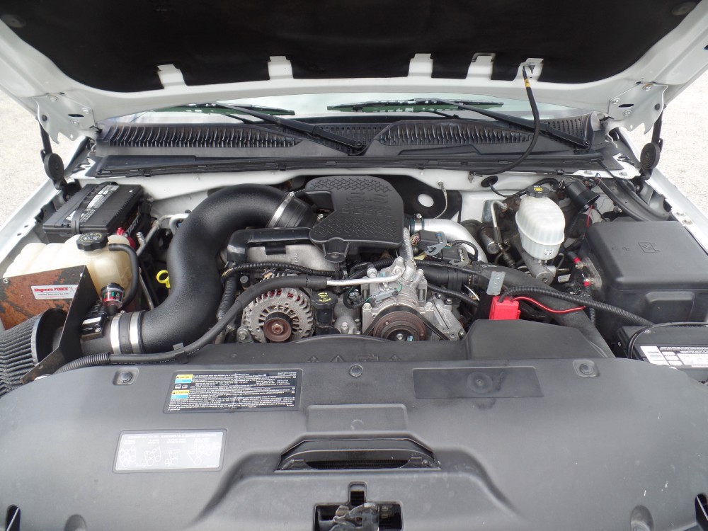Used 2005 Gmc Sierra 3500 DUALLY CUSTOM AIR RIDE DIESEL-SEMA SHOW-MAGAZINE TRUCK-PRICED TO SELL- | Mundelein, IL