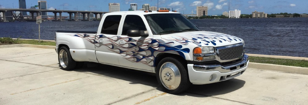 Used 2005 Gmc Sierra 3500 DUALLY CUSTOM AIR RIDE DIESEL-SEMA SHOW-MAGAZINE TRUCK-PRICED TO SELL- | Mundelein, IL