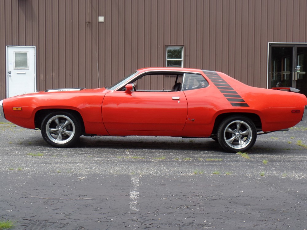 Used 1972 Plymouth Road Runner -ORIGINAL RM CODE HEMI ORANGE-PRICED TO SELL-SEE VIDEO | Mundelein, IL