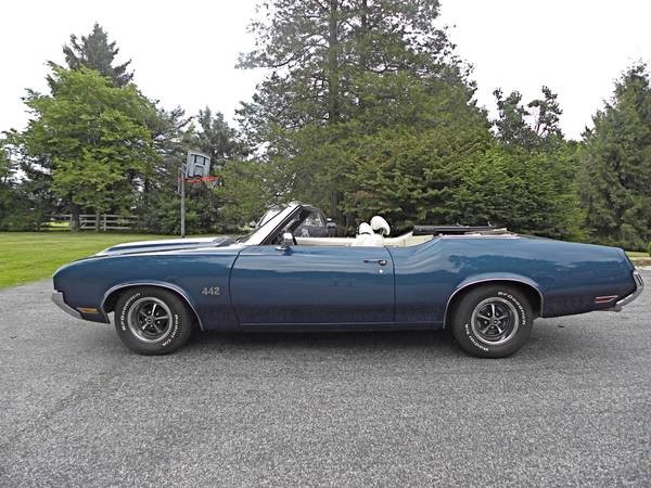 Used 1970 Oldsmobile Cutlass 442 W-30 CLONE-CALIFORNIA CAR, VERY CLEAN! | Mundelein, IL