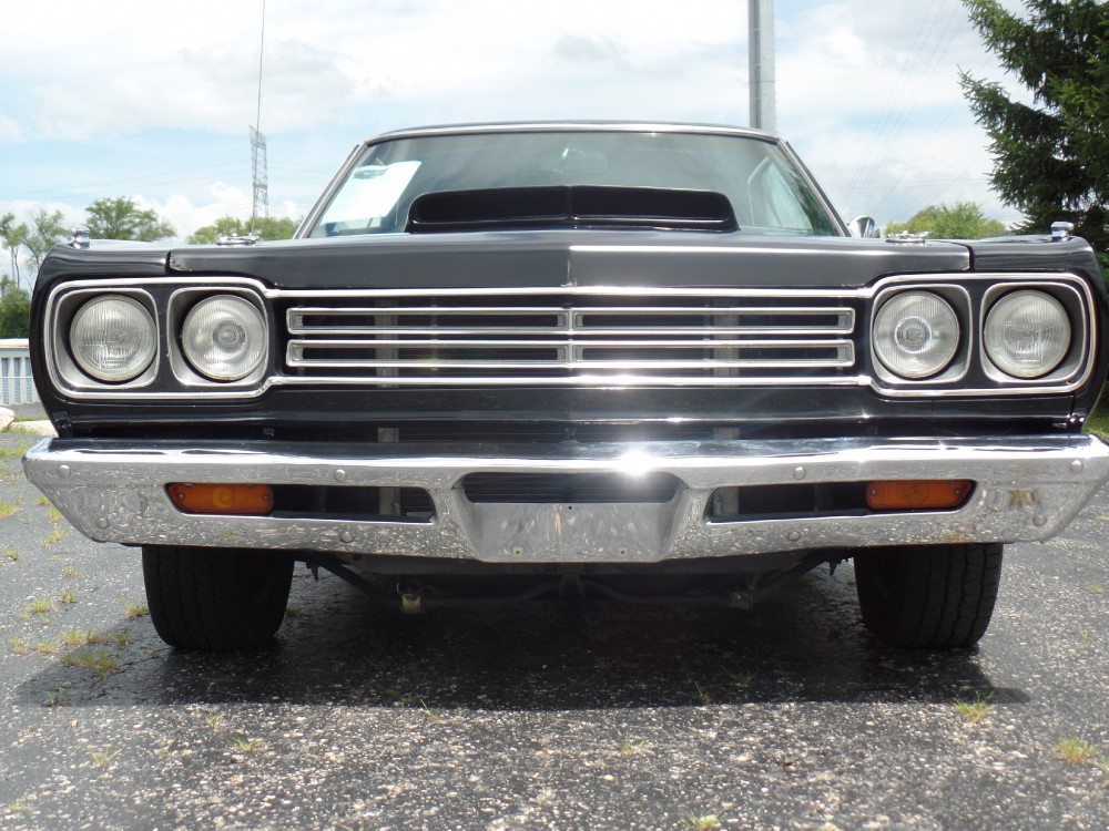 Used 1969 Plymouth Road Runner RESTORED 440 FUEL INJECTED-WITH AC-FROM CALIFORNIA-SEE VIDEO CLIP | Mundelein, IL