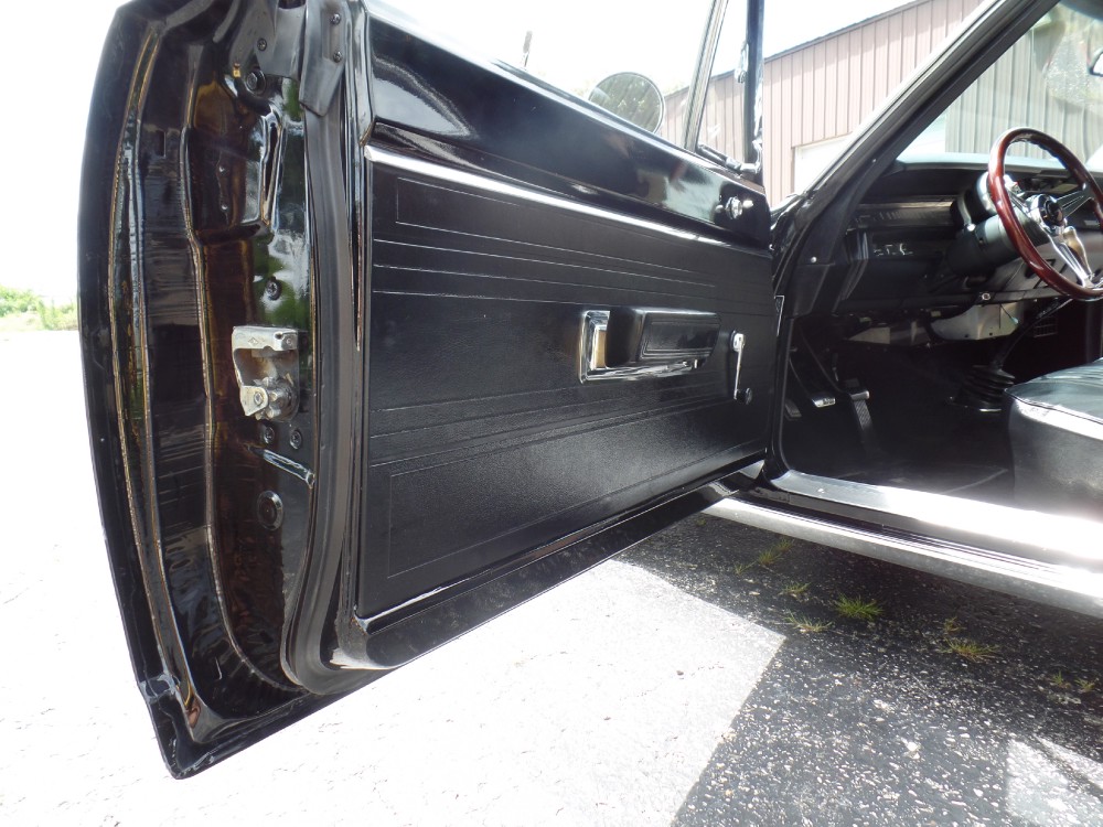 Used 1969 Plymouth Road Runner RESTORED 440 FUEL INJECTED-WITH AC-FROM CALIFORNIA-SEE VIDEO CLIP | Mundelein, IL