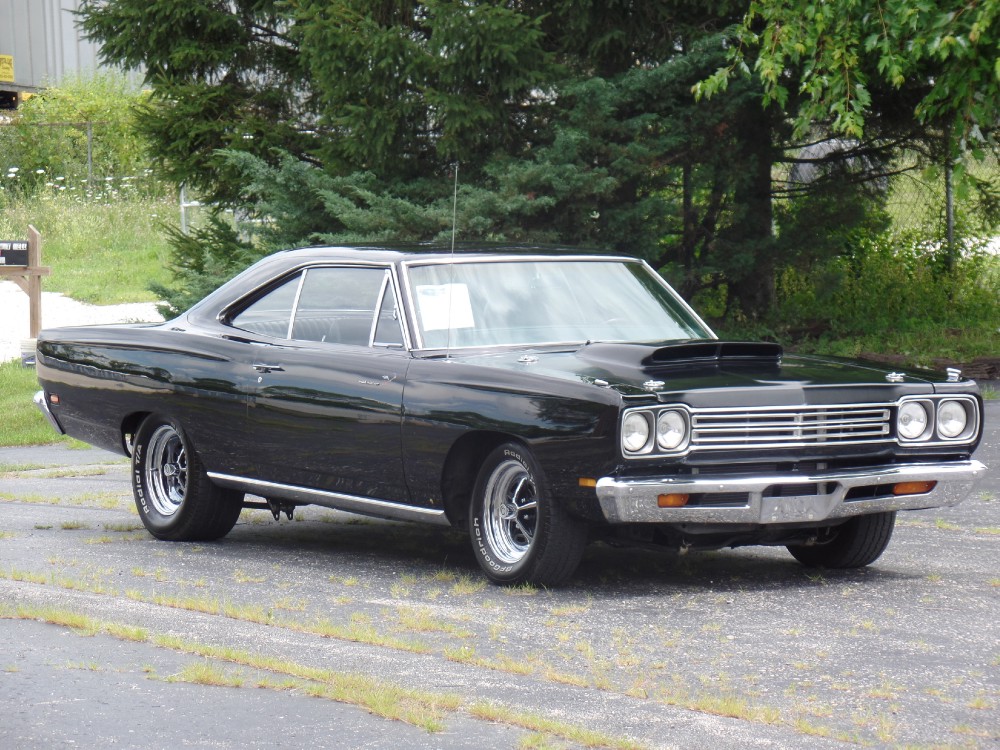 Used 1969 Plymouth Road Runner RESTORED 440 FUEL INJECTED-WITH AC-FROM CALIFORNIA-SEE VIDEO CLIP | Mundelein, IL