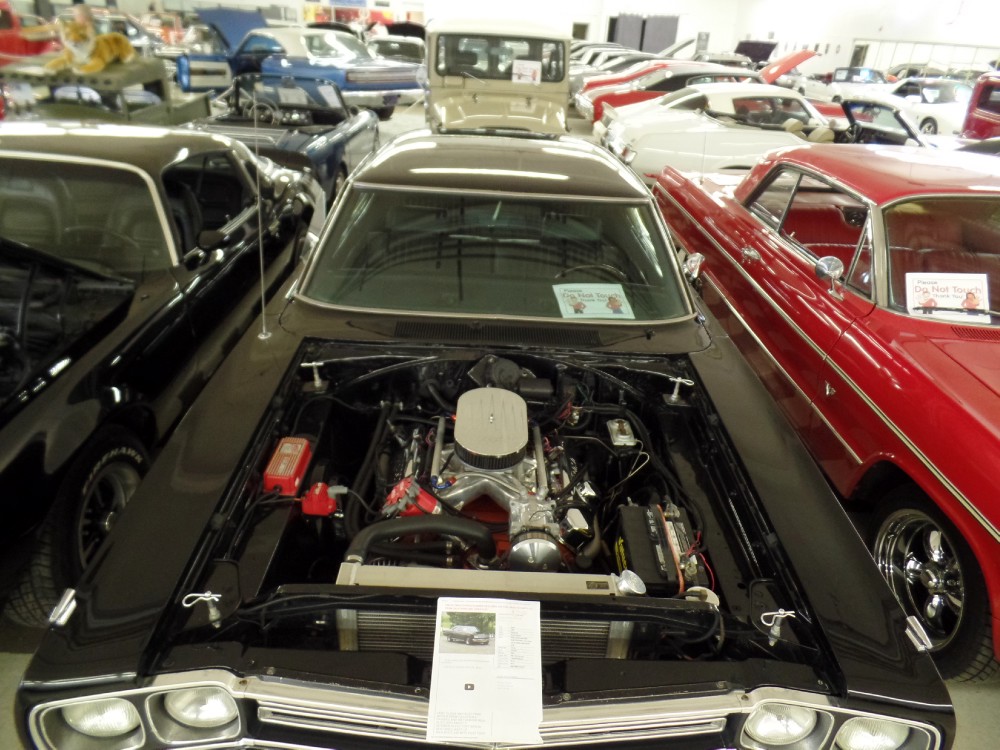 Used 1969 Plymouth Road Runner RESTORED 440 FUEL INJECTED-WITH AC-FROM CALIFORNIA-SEE VIDEO CLIP | Mundelein, IL