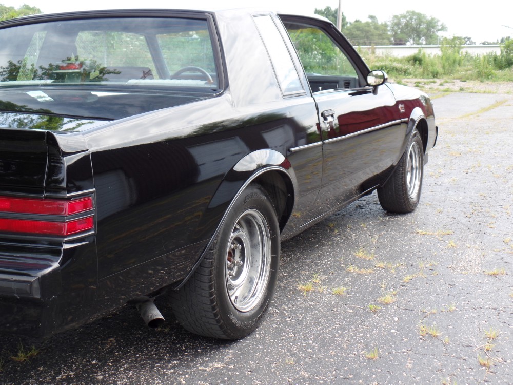 Used 1987 Buick Grand National SOLID 2 OWNER ORIGINAL HARDTOP-CLEAN CARFAX REPORT-SEE VIDEO-PRICED TO SELL | Mundelein, IL