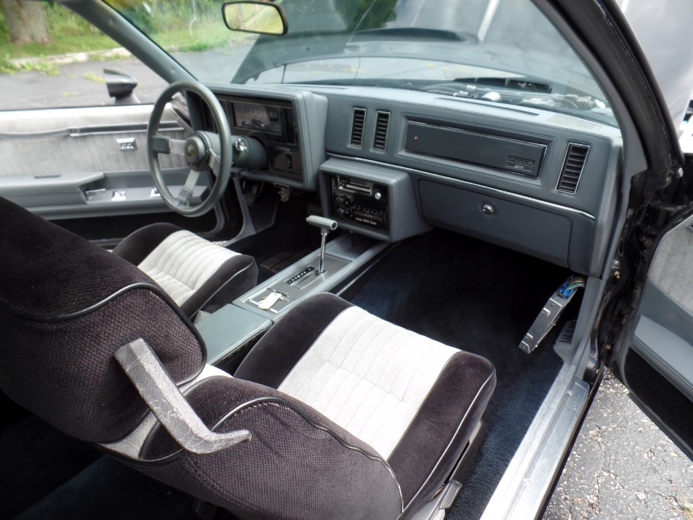 Used 1987 Buick Grand National SOLID 2 OWNER ORIGINAL HARDTOP-CLEAN CARFAX REPORT-SEE VIDEO-PRICED TO SELL | Mundelein, IL