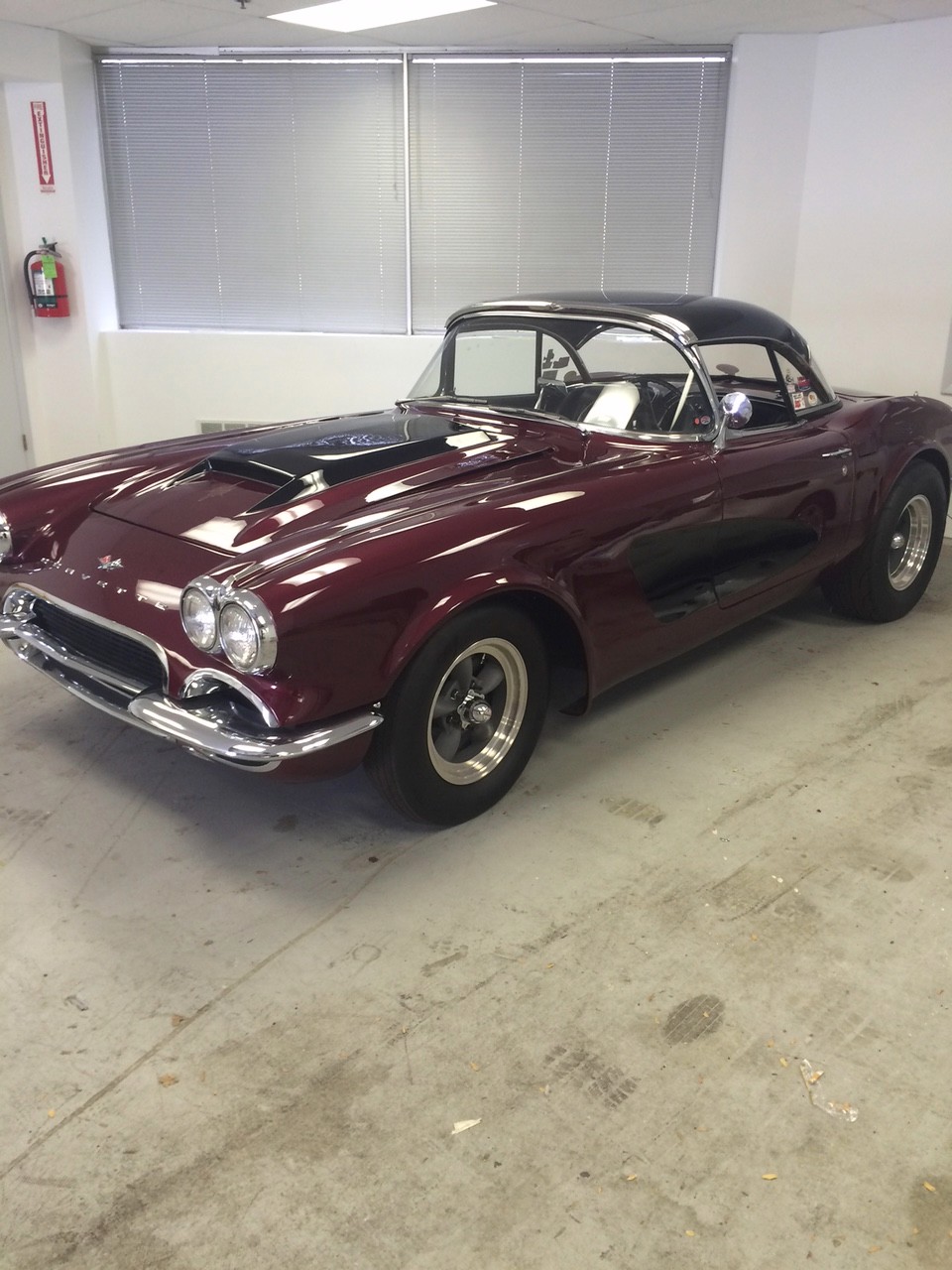 Used 1961 Chevrolet Corvette FIRST GENERATION ROADSTER - BUILT 4 SPEED 12 BOLT-VIDEO | Mundelein, IL