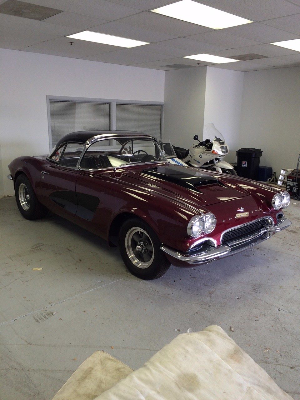 Used 1961 Chevrolet Corvette FIRST GENERATION ROADSTER - BUILT 4 SPEED 12 BOLT-VIDEO | Mundelein, IL